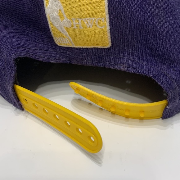 New Era- Vintage Lakers NBA snap back baseball hat purple - Picture 4 of 7